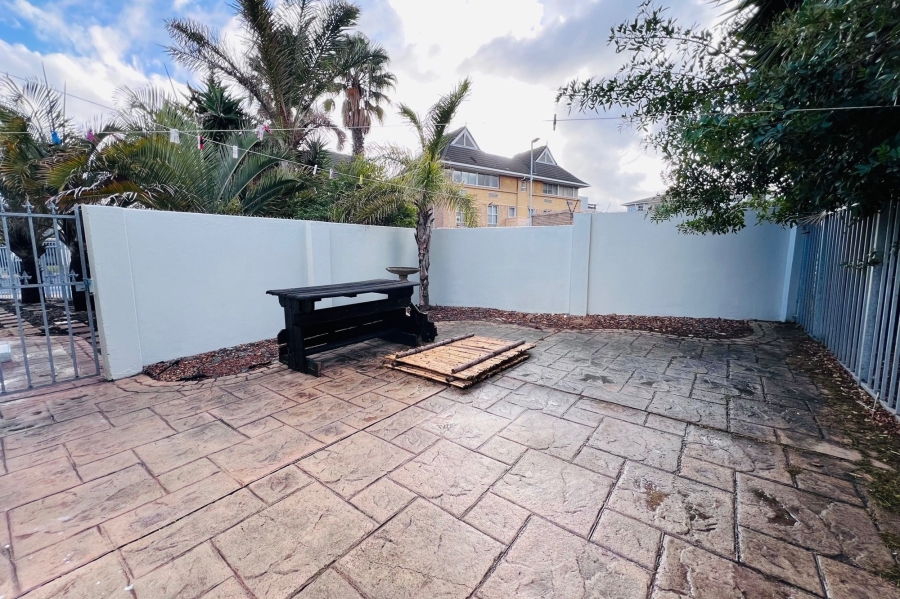 To Let 4 Bedroom Property for Rent in Parow Golf Course Western Cape